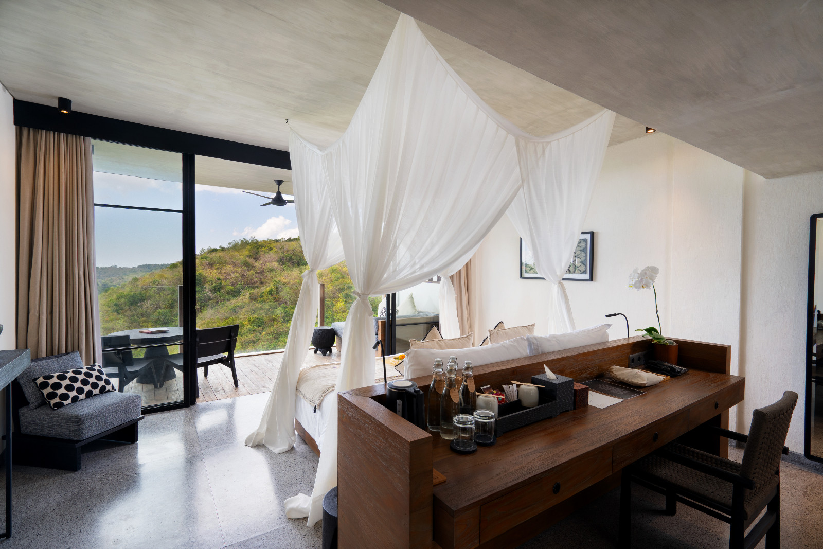 An intimate suite room at MĀUA Nusa Penida