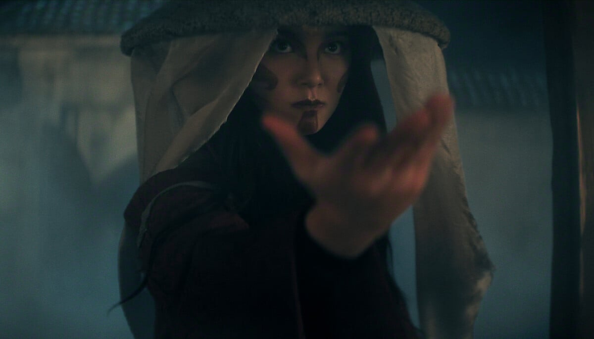 In the ‘Avatar: The Last Airbender’ Netflix adaptation, Katara also takes on the identity of The Painted Lady (Photo: Netflix)