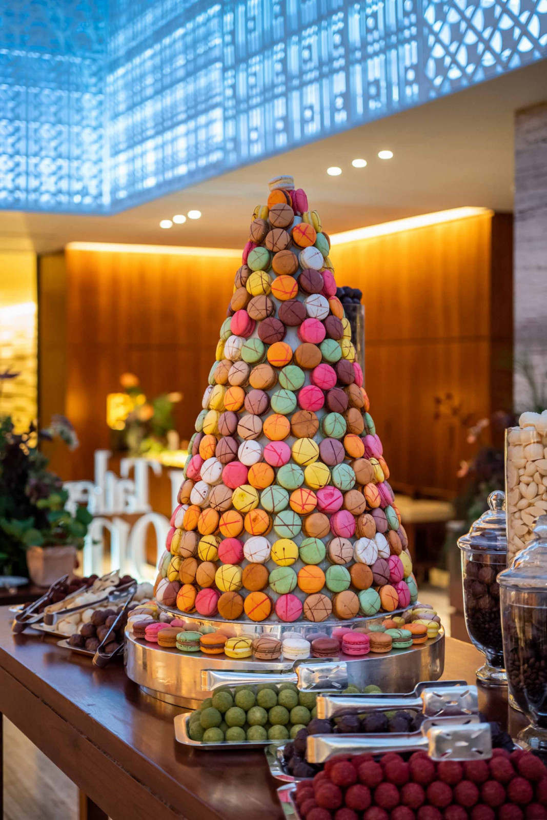 A stunning macaron tower for dessert