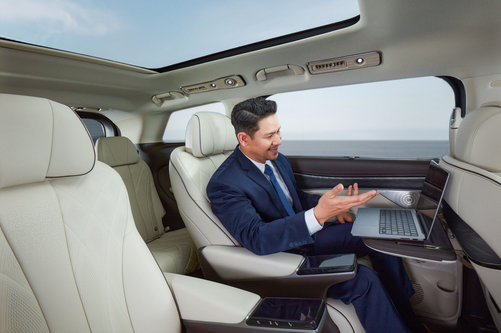 With GrabExecutive, every journey becomes more than just getting from one place to another. It becomes part of the way you move through your day.