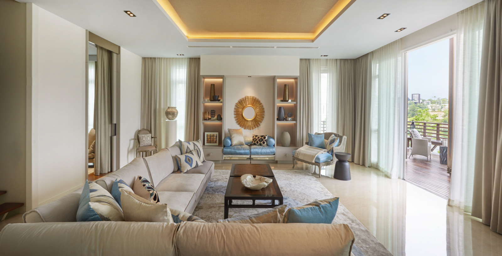 Emerald Bay introduces a softer, more leisurely rhythm alongside curated waterways and landscaped surroundings