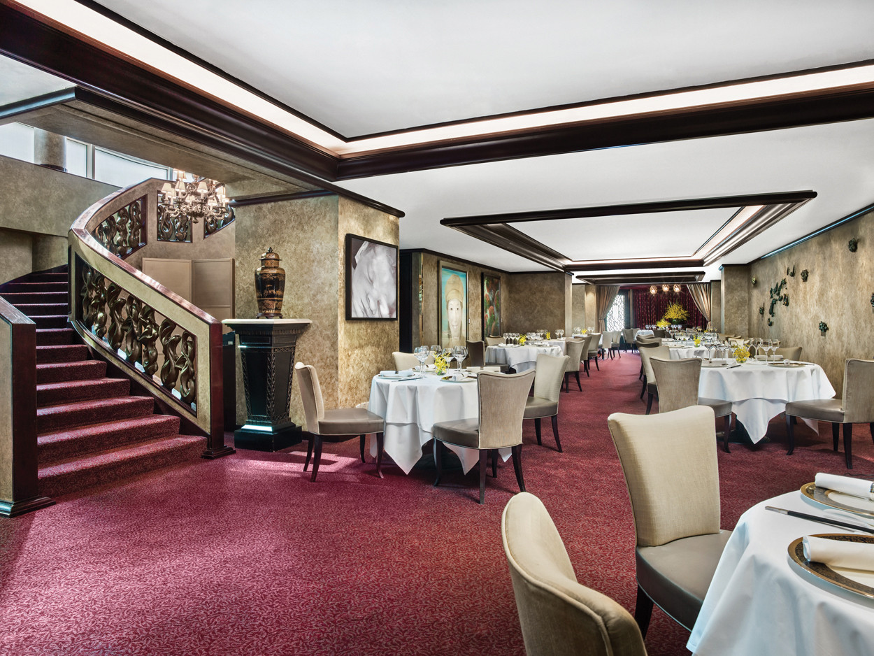 Tang-Court-Cantonese-Restaurant-Hong-Kong