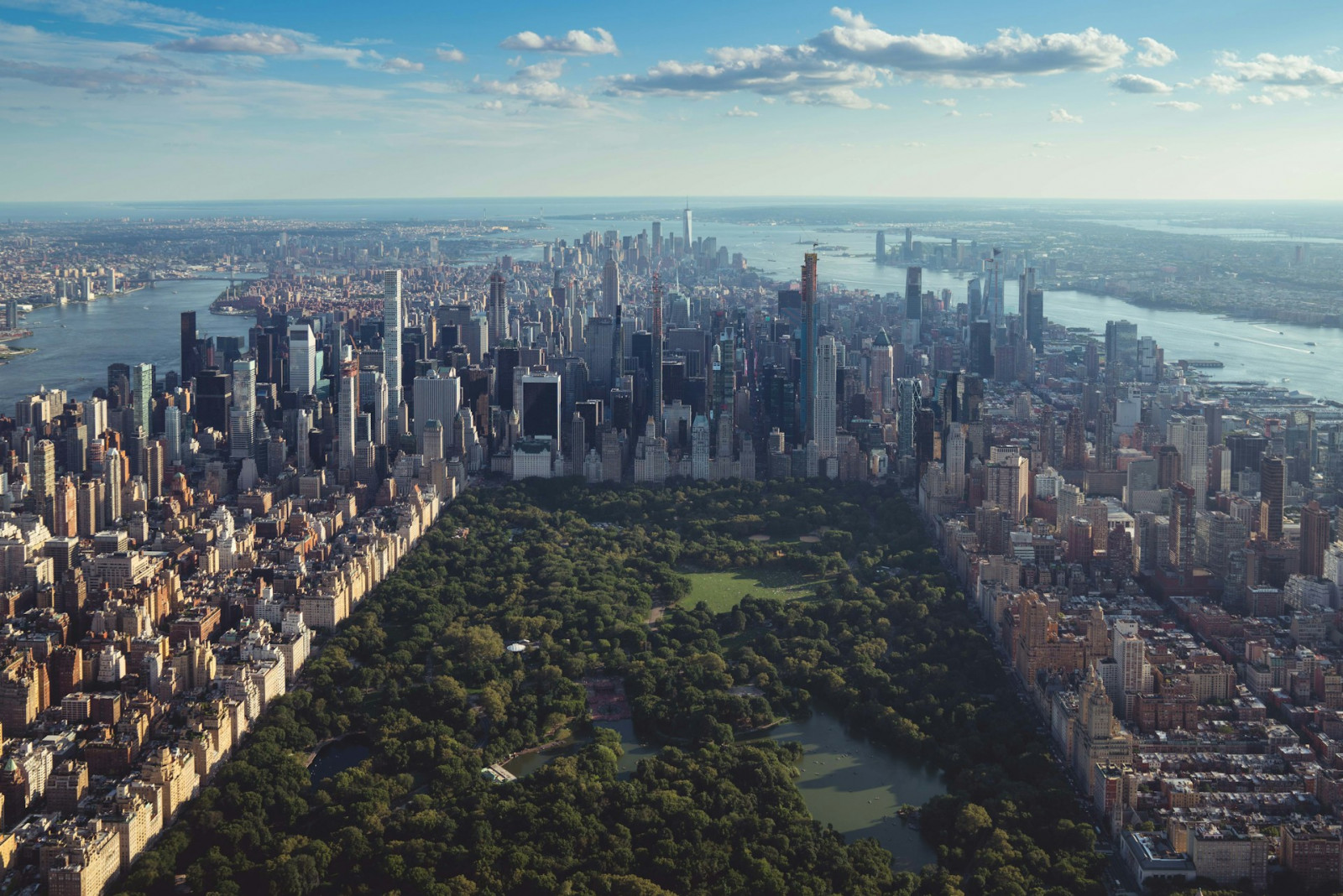 Pocket List to New York City by Joey Osmeña | Photo: Jermaine Ee / Unsplash