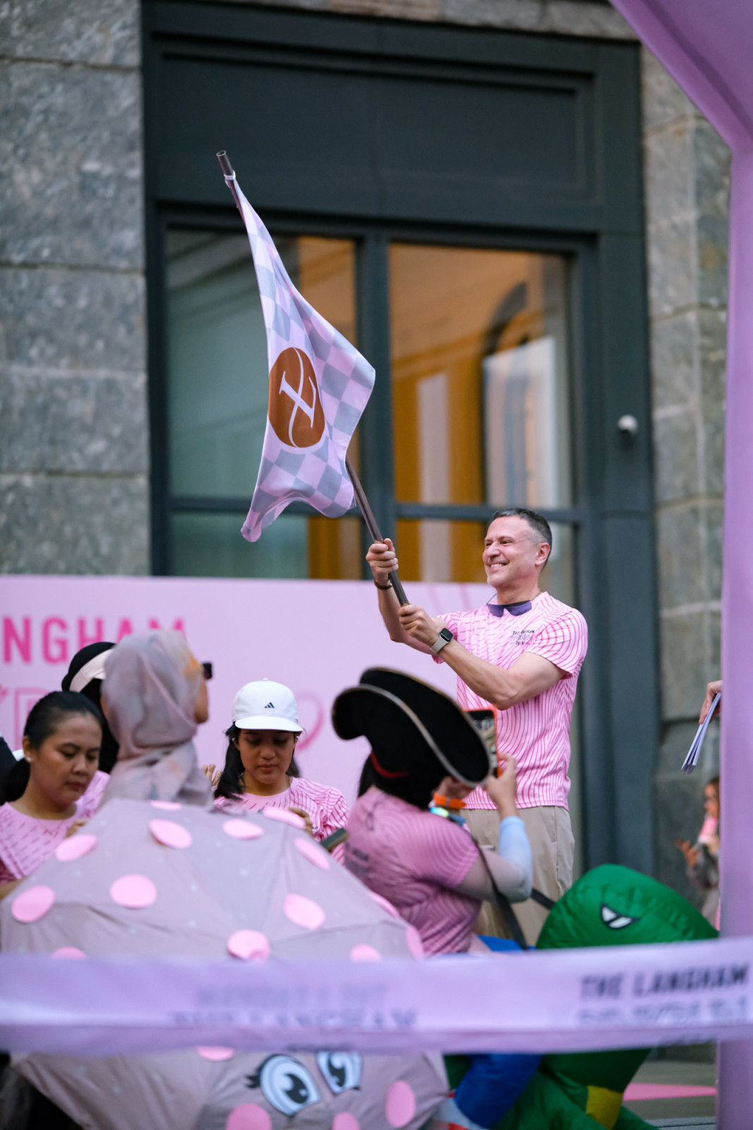 Lebih dari sekadar lari, setiap langkah di The Langham Pink Run 2026 menjadi bentuk kepedulian bagi sesama dan lingkungan.