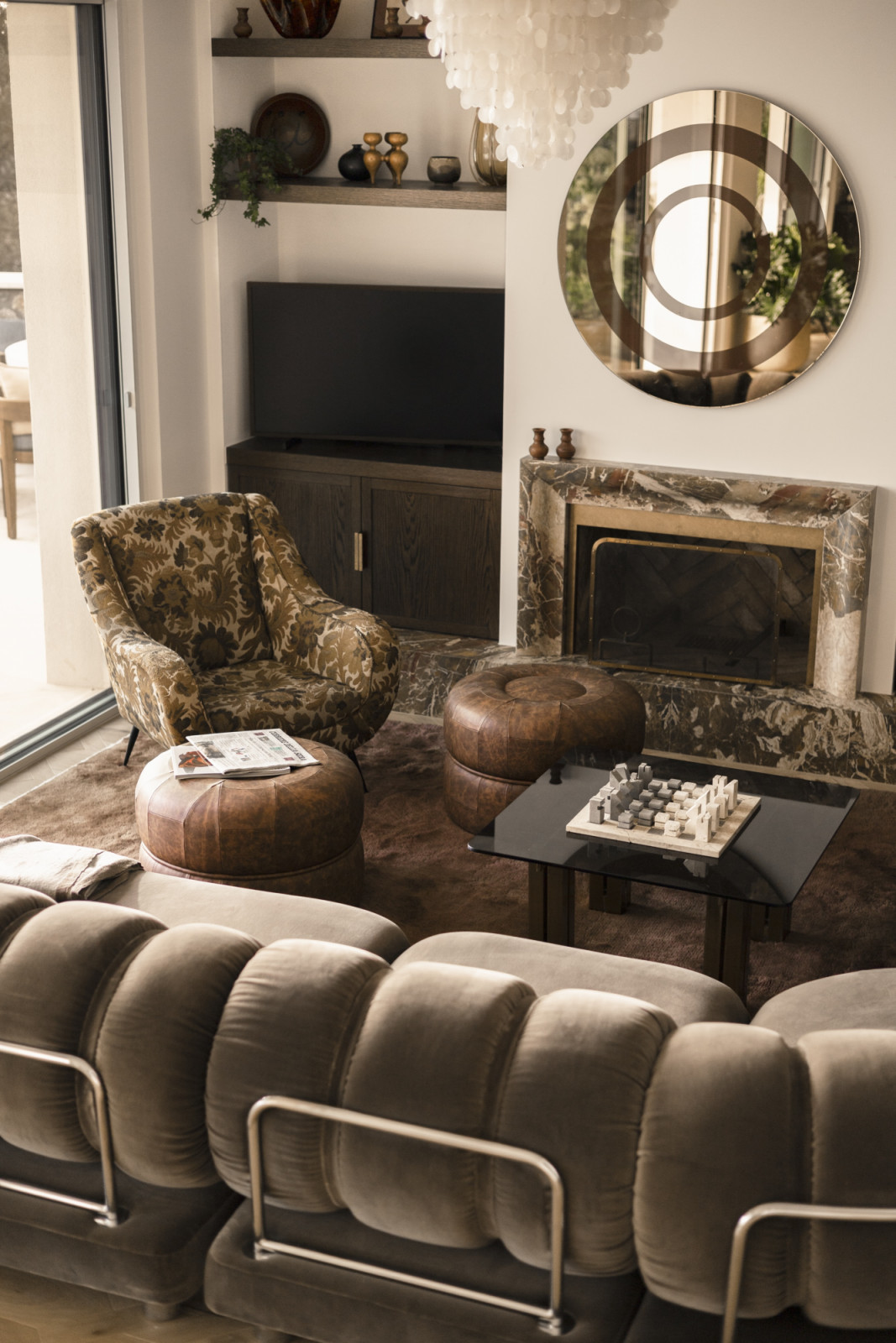 Vintage furnishing sourced at the Mercanteinfiera antiques fair