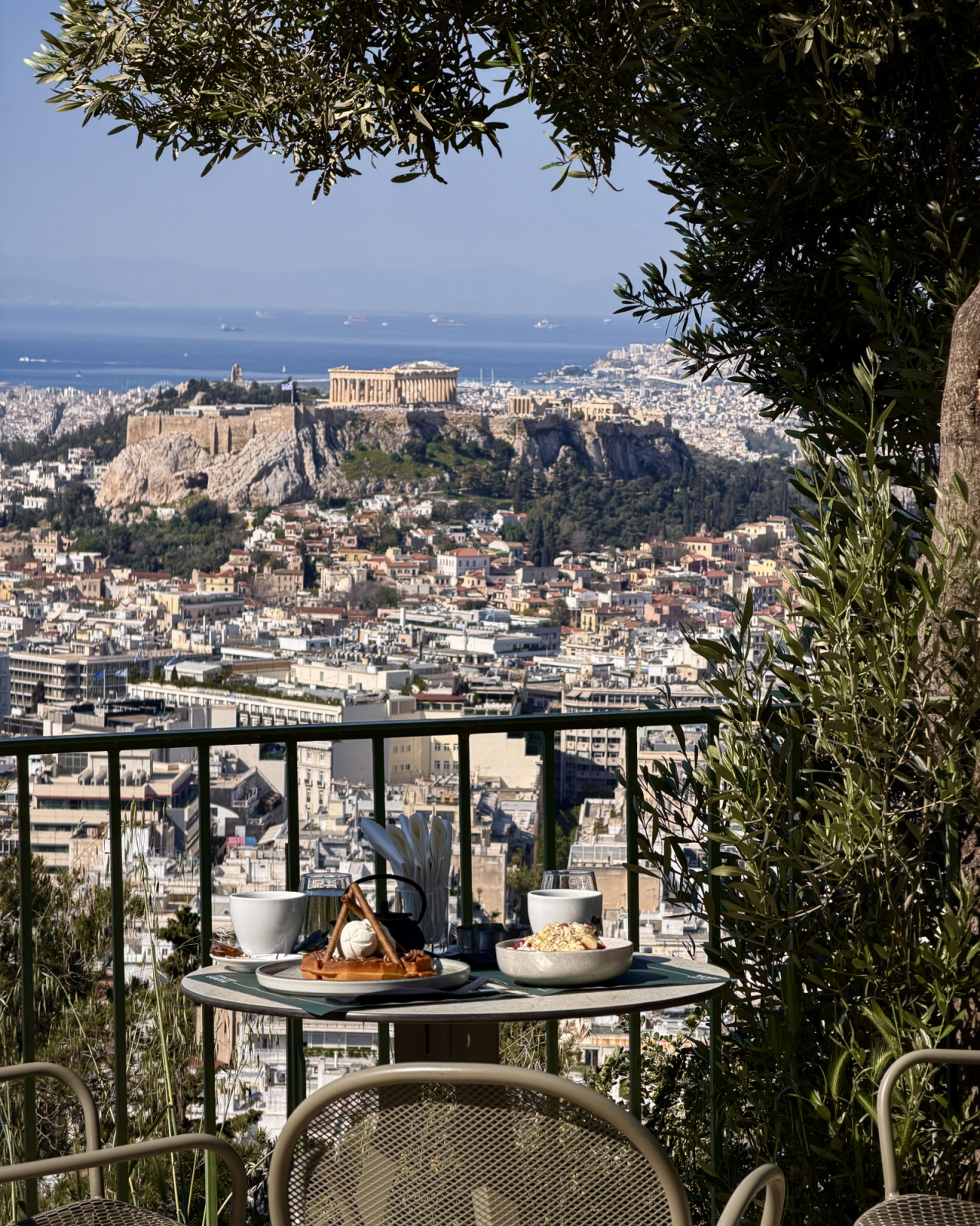 Prasini Tenta, a breakfast spot with a view