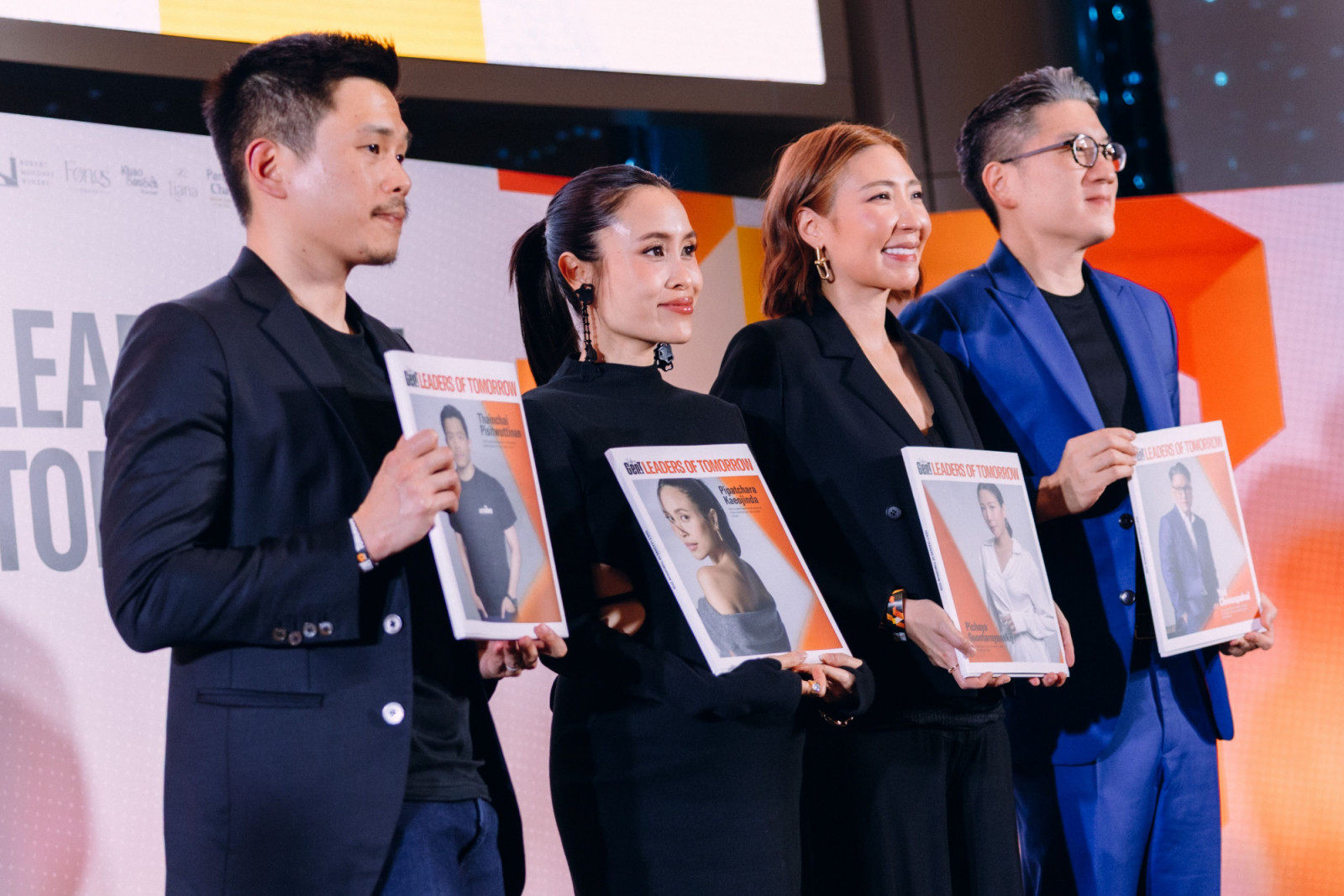 Tatler Gen.T Leaders of Today ถ่ายภาพร่วมกัน (ภาพ: Tatler Thailand)