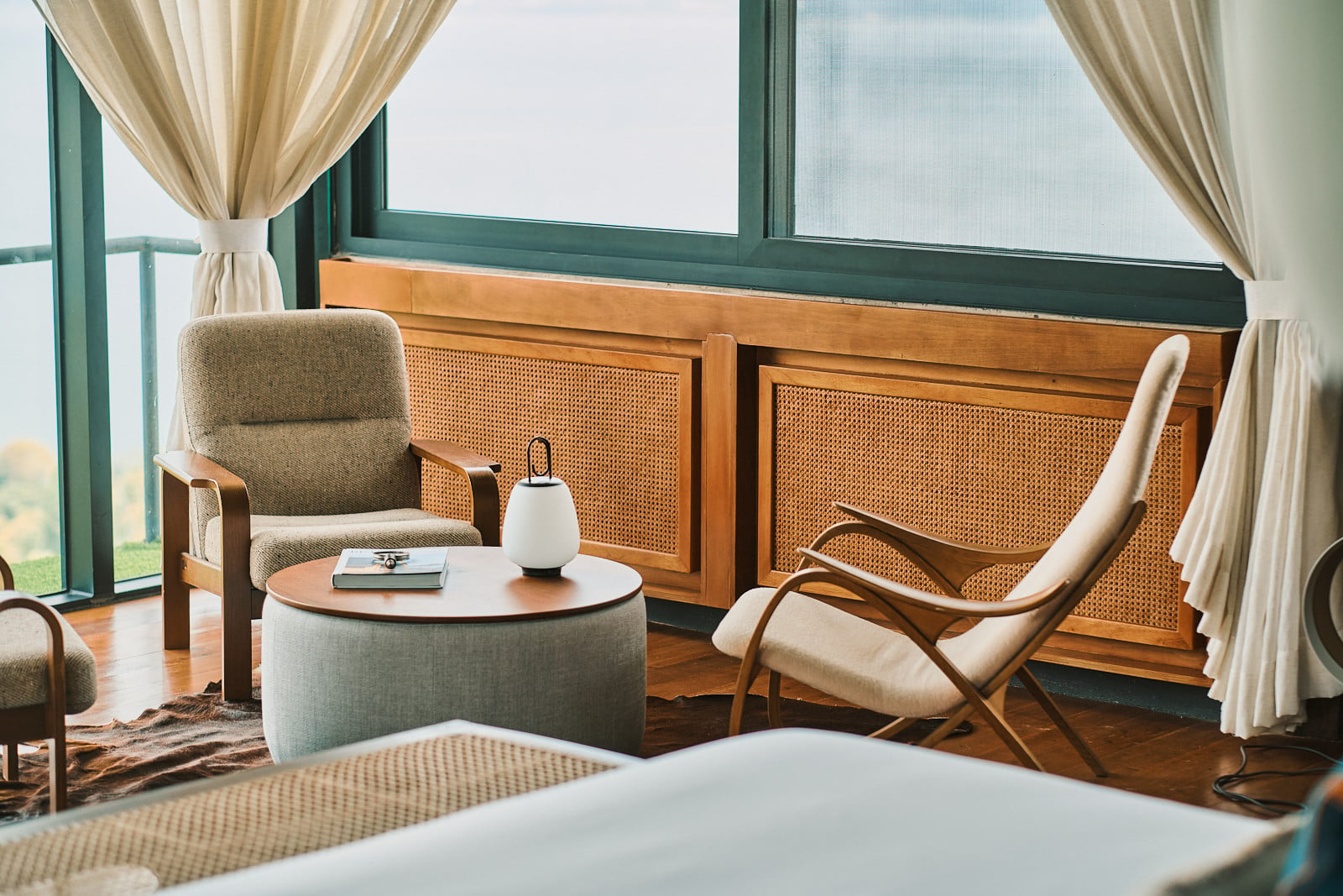 The primary bedroom in Tanua Private Retreat, Batangas, designed by Martin and Melissa Rosario (Photo: Sproos Creatives)