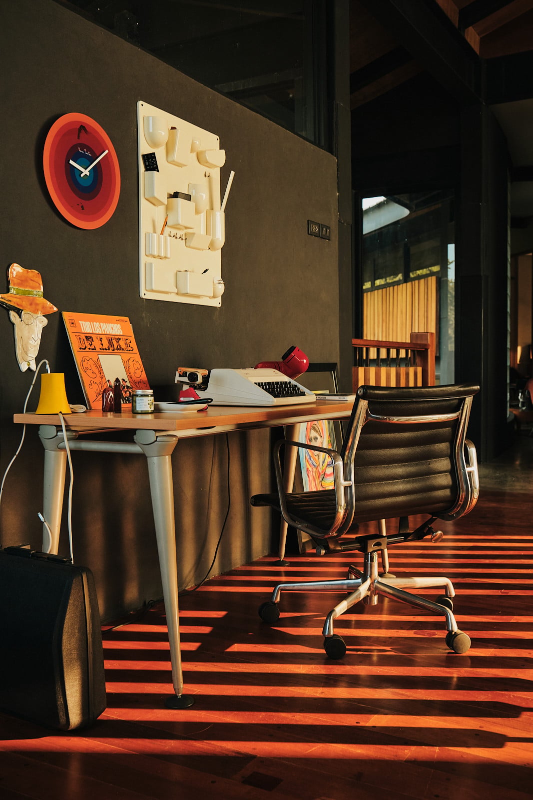 The working area in Tanua Private Retreat, Batangas, designed by Martin and Melissa Rosario (Photo: Sproos Creatives)