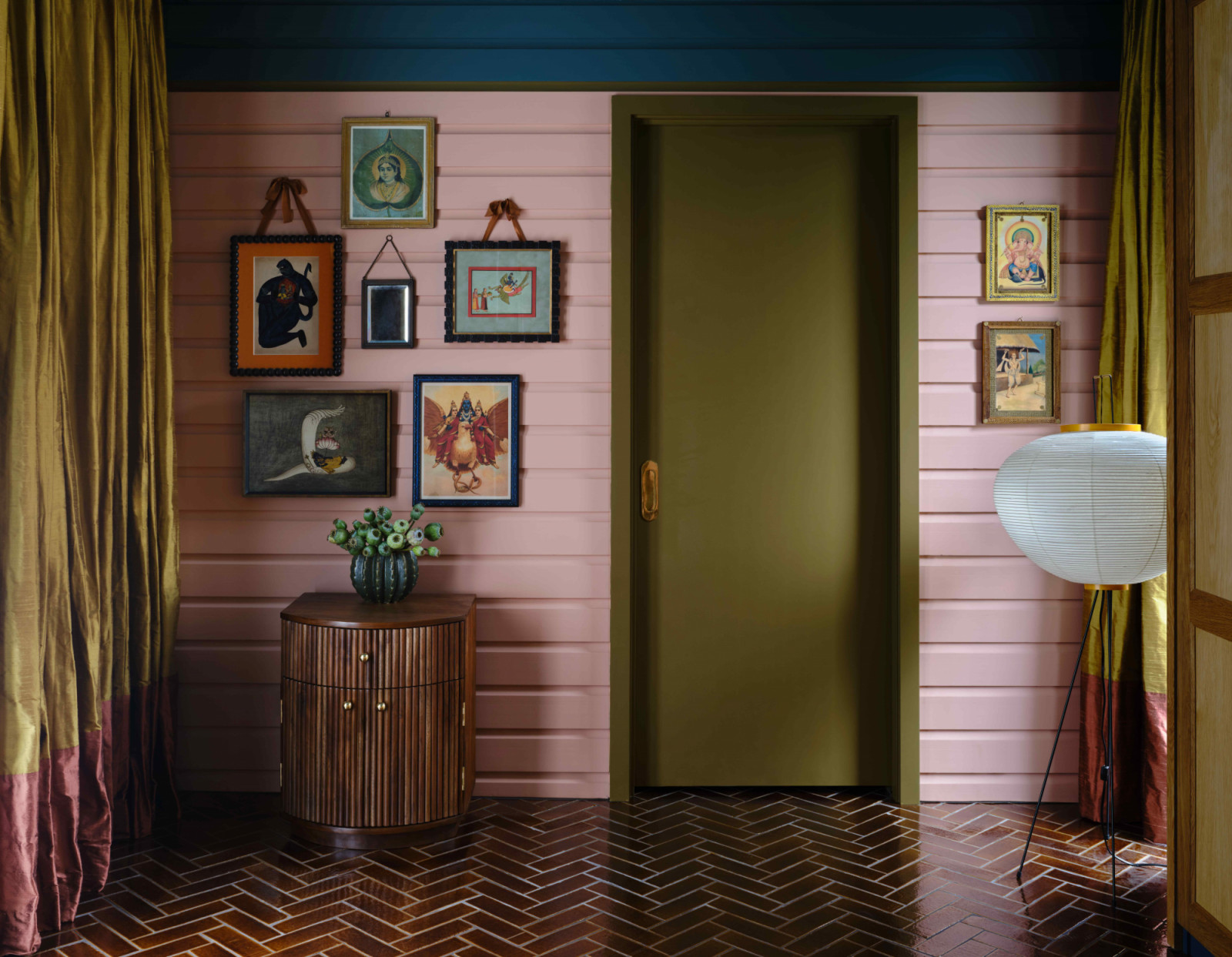 Finishes that evoke warmth, elegance and a sense of joy and creativity