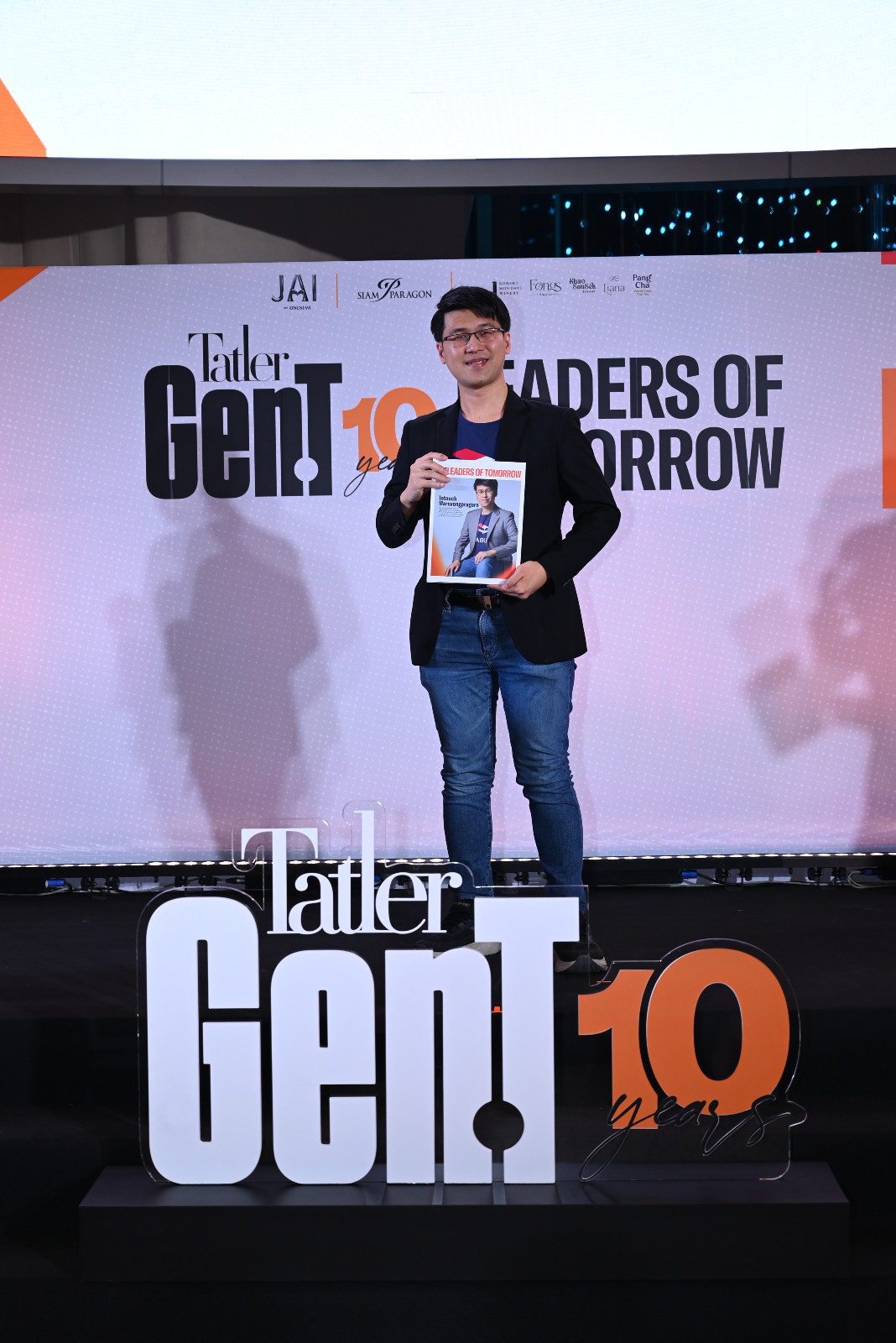 อินทัช มาศวงษ์ปกรณ์ ผู้พัฒนาแอปพลิเคชั่น ViaBus (ภาพ: Tatler Thailand)