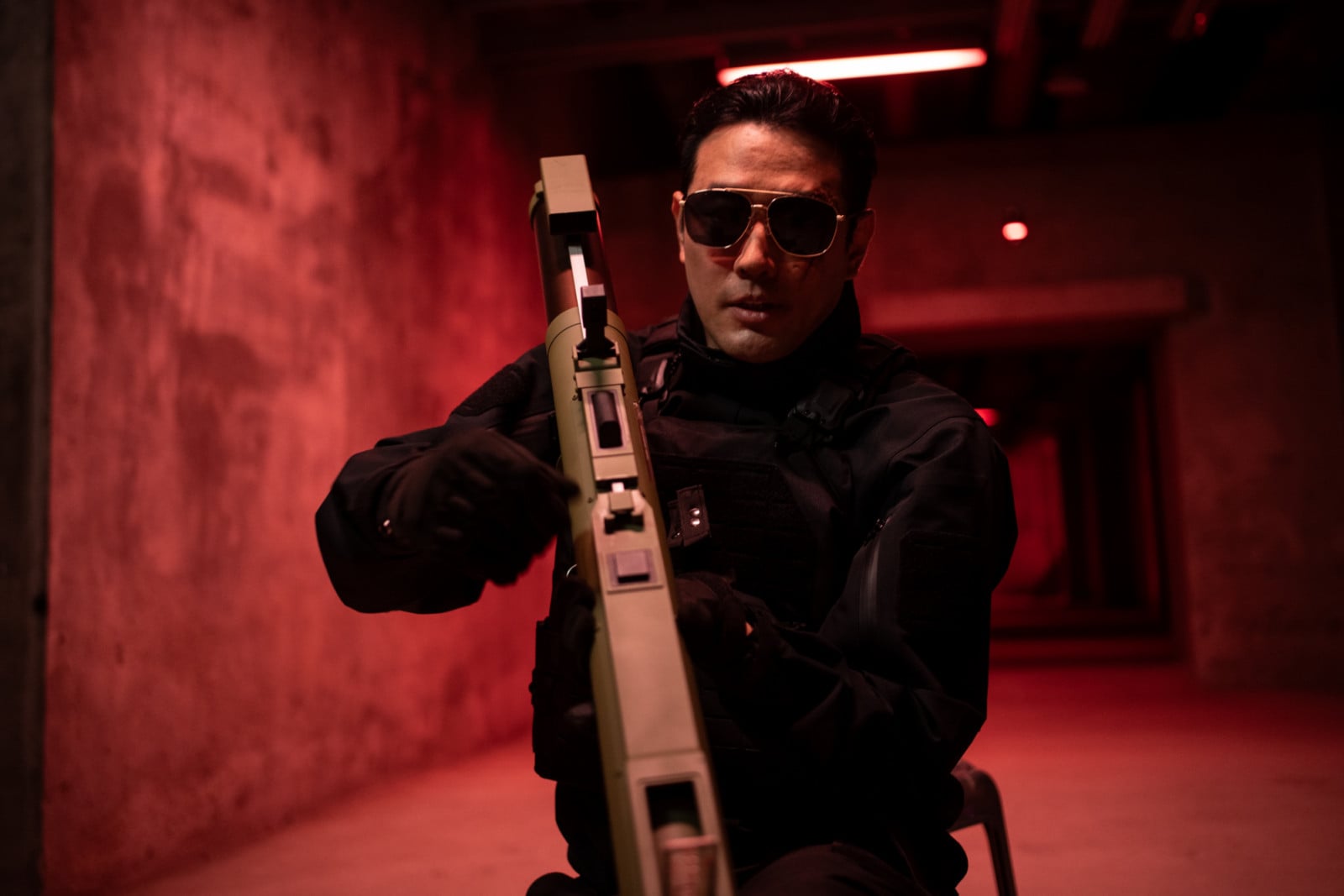 In ‘A Shop for Killers 2’ Jo Han-sun’s Bale continues his dogged pursuit of Jeong Jin-man (Photo: Disney+)