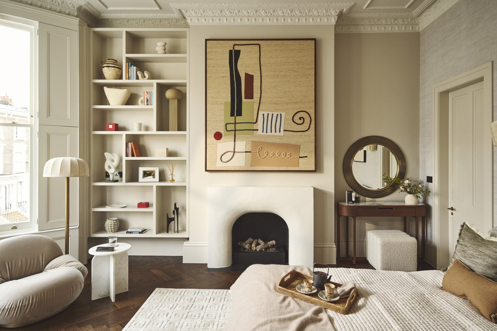 The bedroom of a Notting Hill home by Project London