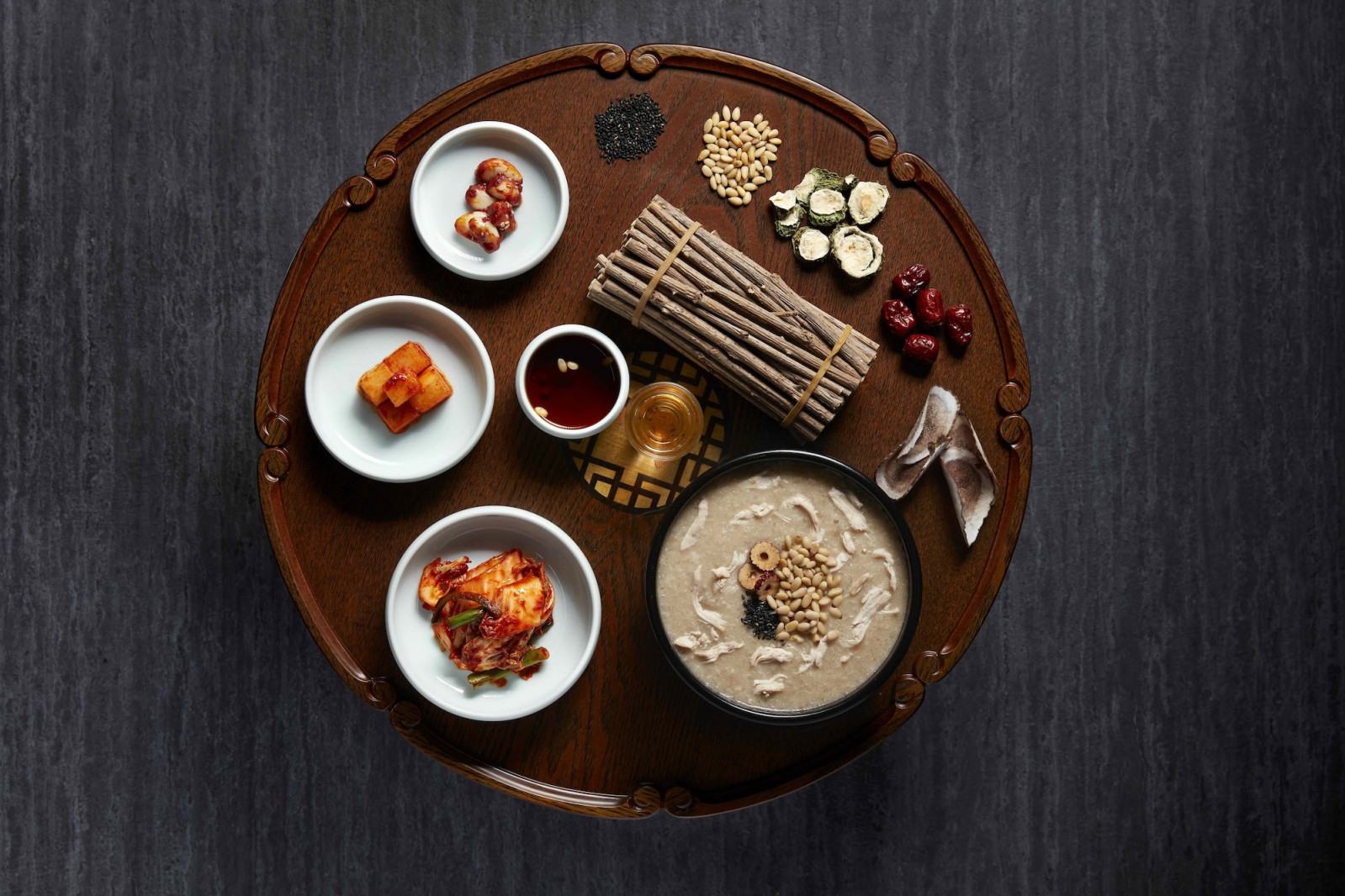 Bomul Samgyetang spread