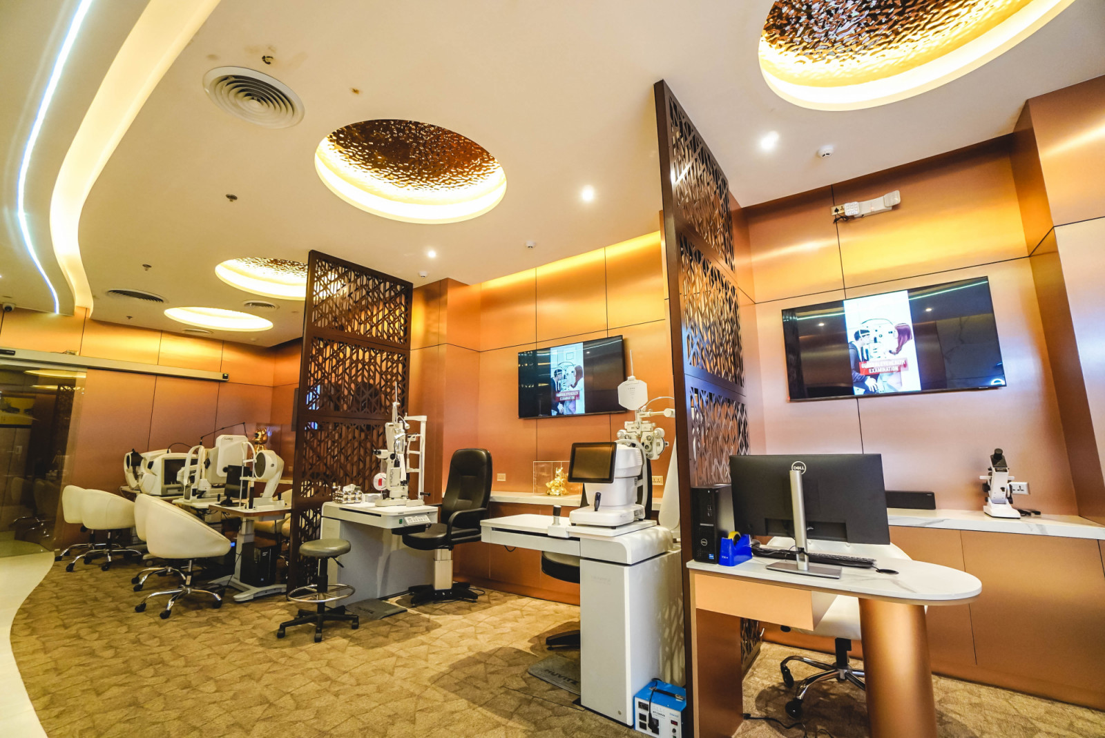 Clear vision and lasik surgeries at the Larrazabal Eye Group