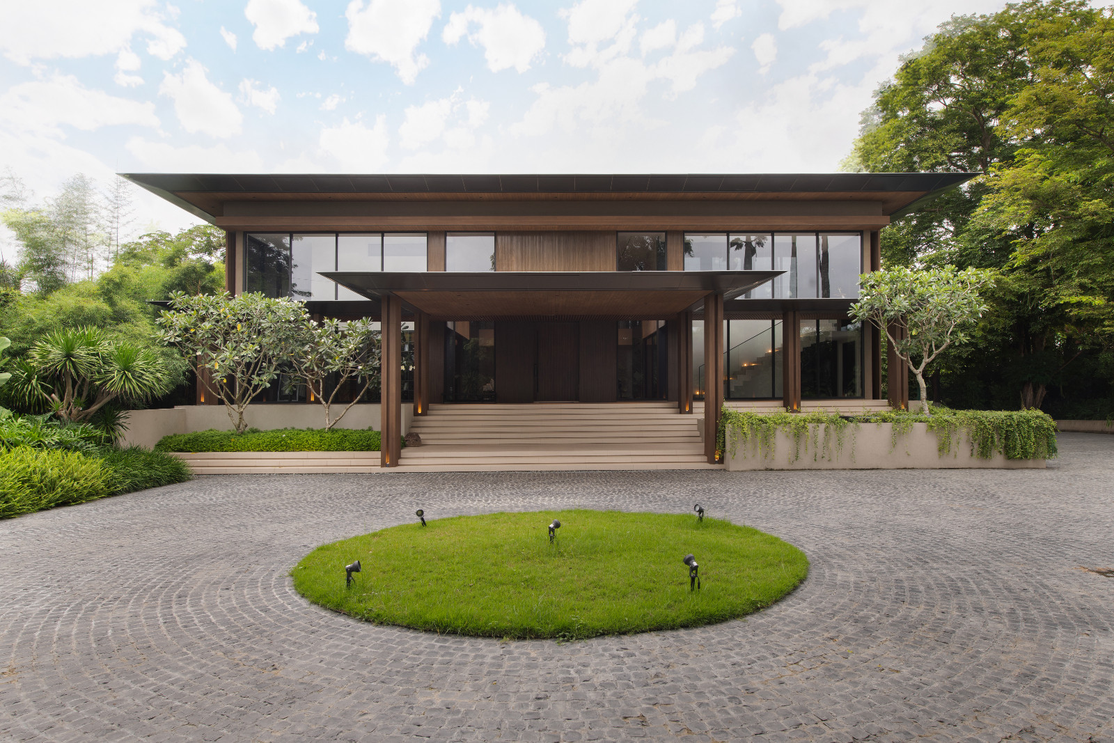 Gallery House by PXP Design Workshop, a nominee for the Best Architectural Concept category of Tatler Homes Design Awards Philippines (Photo: Greg Mayo)