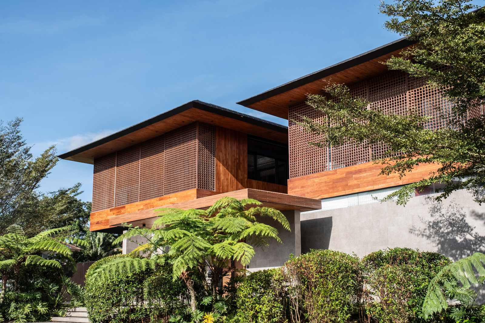 Courtyard House by LYS Architecture, a nominee for the Best Architectural Concept category of Tatler Homes Design Awards Philippines (Photo: Greg Mayo)