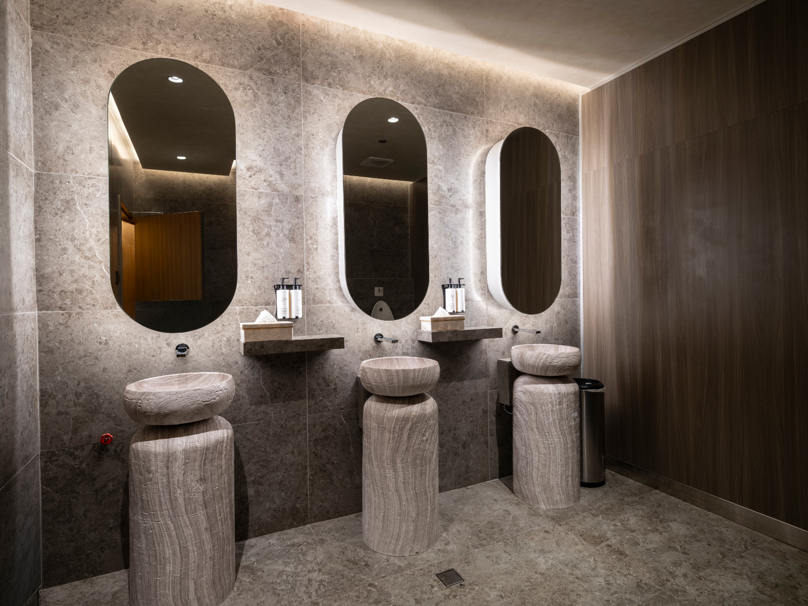 The bathroom of the First Meridian Lounge of NAIA Terminal 3, designed by Carlo Calma