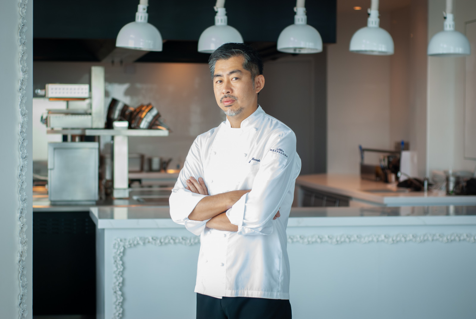 เชฟริวกิ คาวาซากิ (Ryuki Kawasaki) - Executive Chef, Mezzaluna by lebua