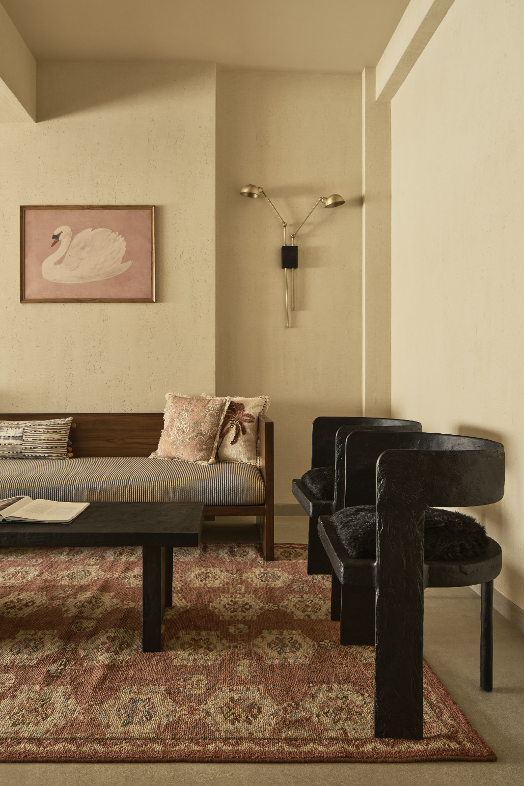 The living room in an Art Deco home by The Last Goldfish in Mumbai, India