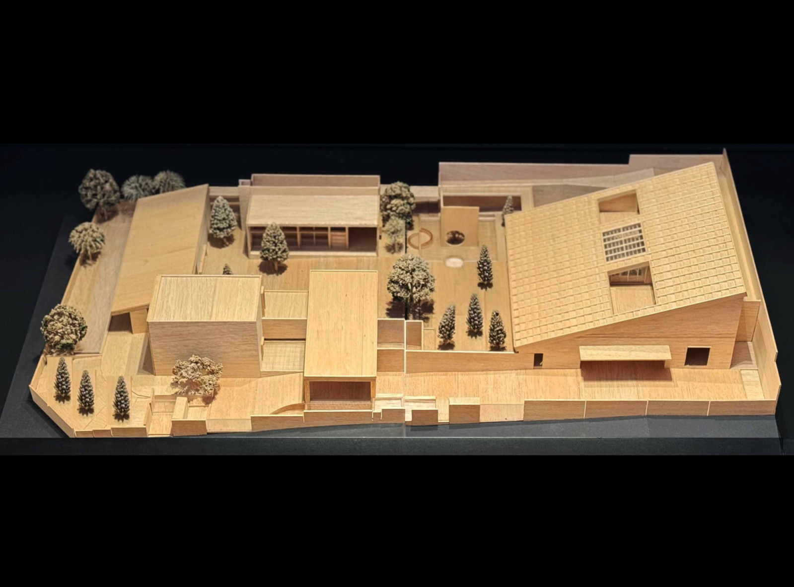 A model of the 14,208 sq ft home reveals its five pavilions arranged around a central garden, the result of 28 months of construction