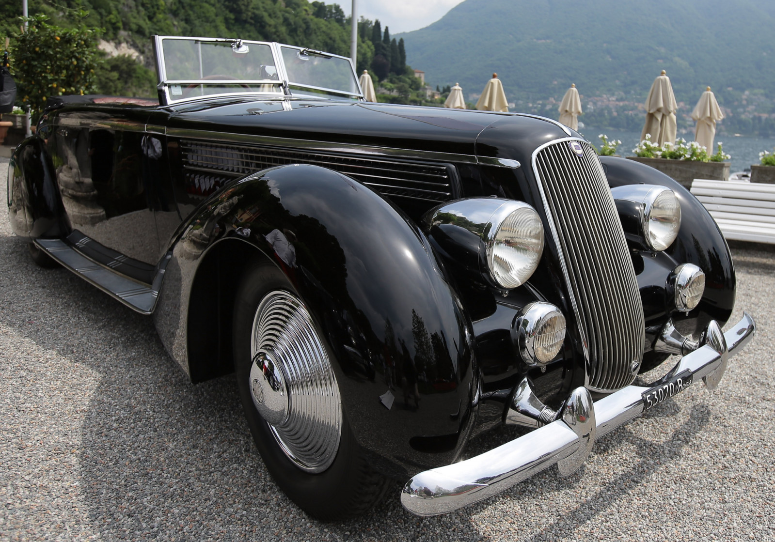COMO, ITALY - MAY 26: A Lancia Astura Serie III on display at the Concours de Elegance Villa d'Este at Villa d'Este on May 26, 2018 in Como, Italy. Approximately 50 Historic Cars are presented in eight classes at Villa d'Este on Saturday and Sunday at Villa Erba. (Photo by Emilio Andreoli/Getty Images)