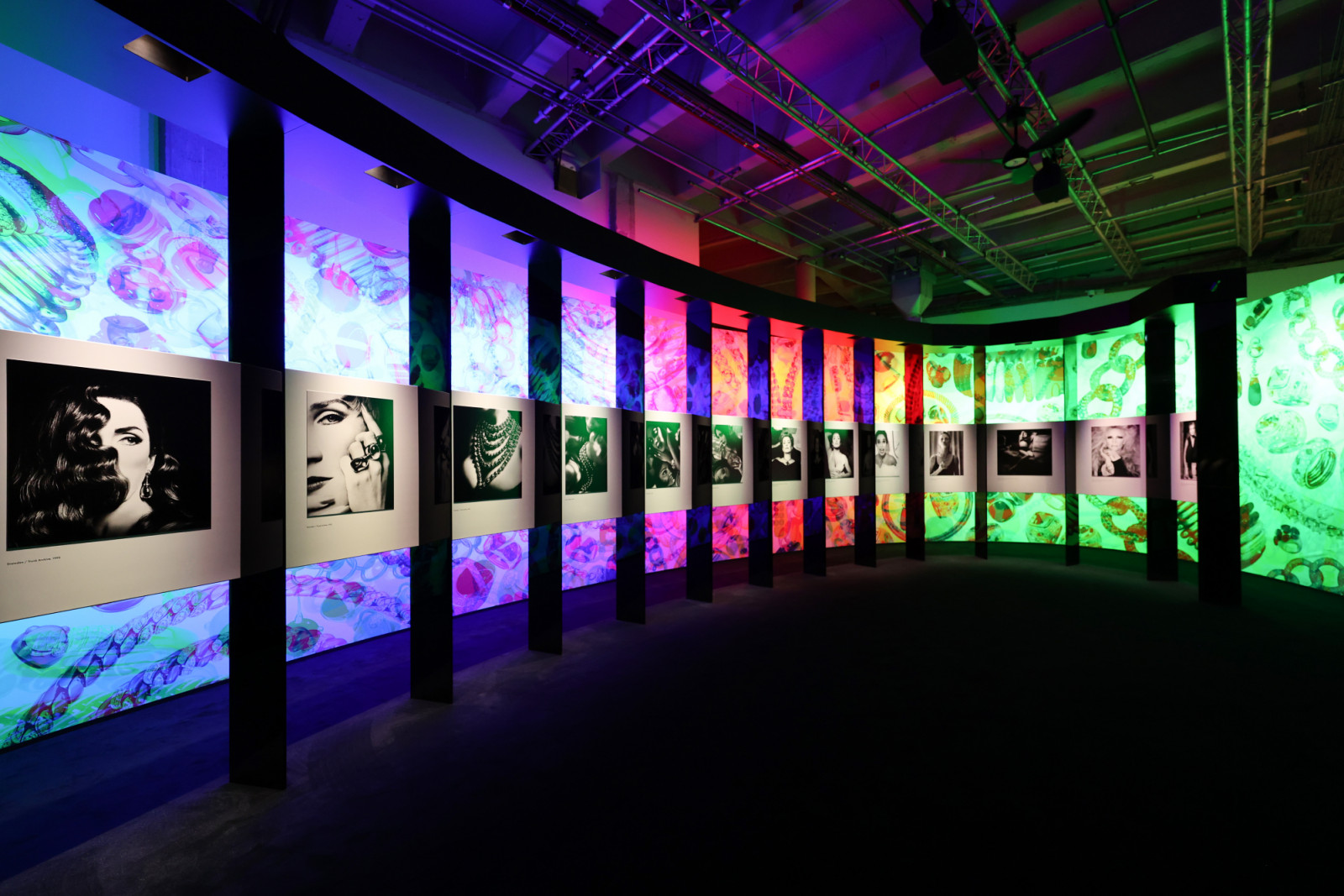 Inside the Le Joaillier Révolutionnaire exhibition (Photo: courtesy of Pomellato)