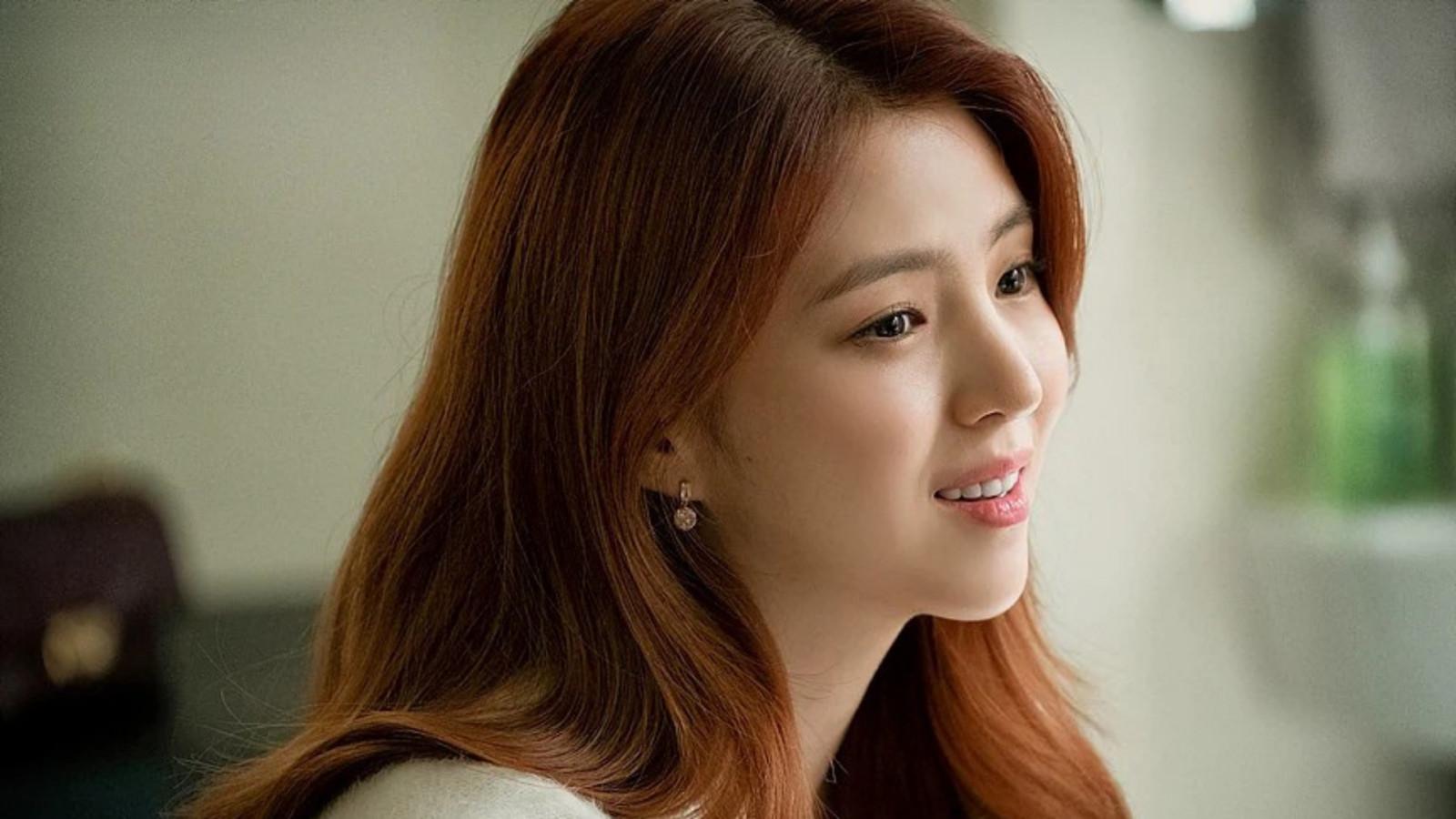 From playing the scheming mistress Yeo Da-kyung in ‘The World of the Married’ to taking center stage in ‘Gyeongseong Creature’, Han So-hee leads a new generation of K-drama actors who successfully transformed from K-drama villains into global leading stars (Photo: JTBC)