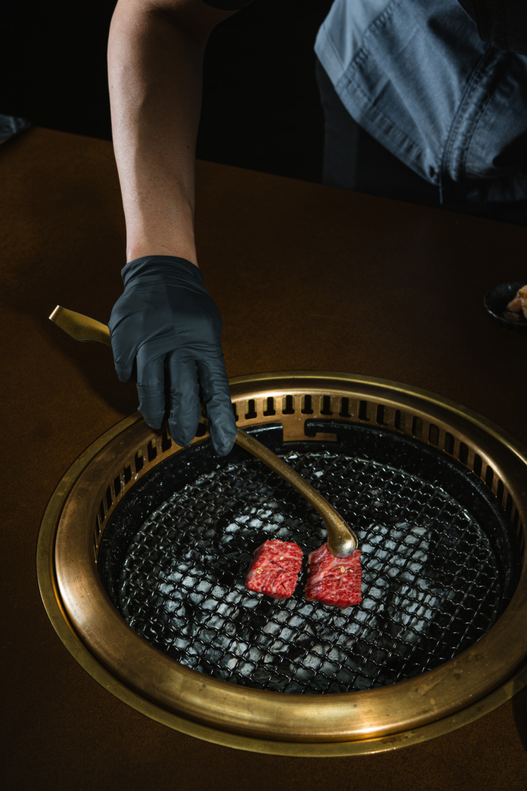 Rather than presenting wagyu as a single centrepiece, the menu explores it through different preparations, textures, and intensities.