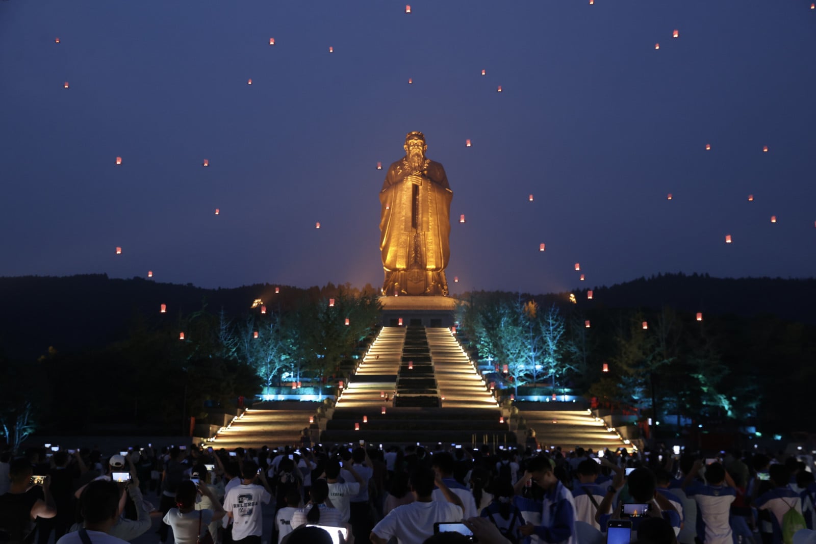 These essential Asian philosophy books tackle timeless questions about existence, ethics, power, desire and the art of living (Photo: Jiang Qiming/China News Service/VCG via Getty Images)