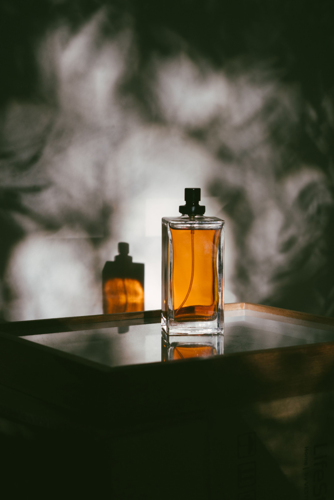 A rich, amber-hued fragrance, embodying the allure of traditionally masculine scents.