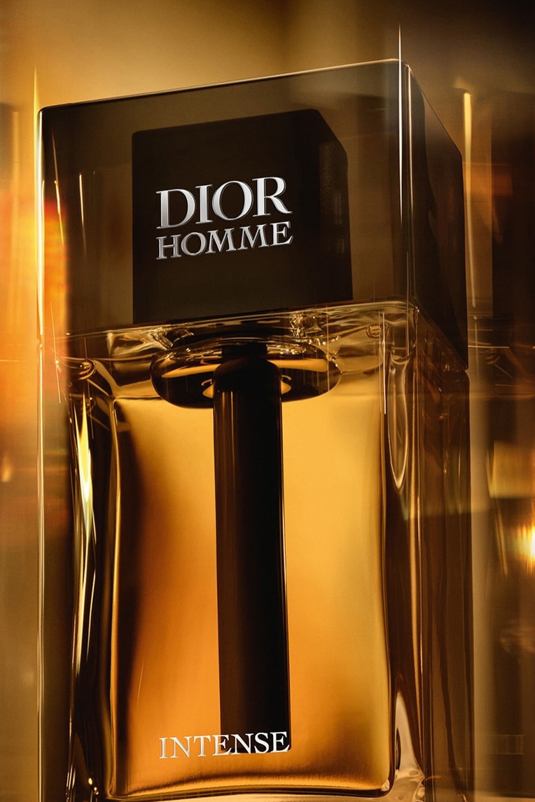 Tuscan iris turns Dior Homme Intense into a whispered luxury, not a shout (Photo: @diorbeauty/Instagram)