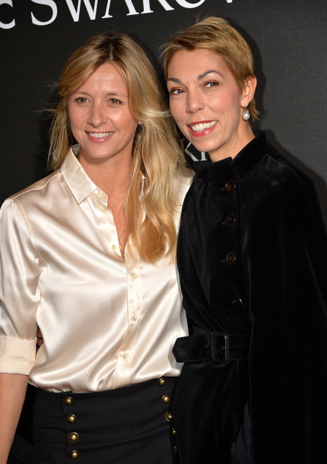 Info du 18/08/2026 - Mathilde Favier (directrice des relations publiques Dior) et son compagnon le producteur de cinéma Nicolas Altmayer sont décédés hier dans un accident de voiture dans les Deux-Sèvres - Sarah Lavoine et Mathilde Favier lors du dîner d'inauguration du "Vogue Fashion Festival 2017 avec Swarovski" à l'hôtel Potocki à Paris, le 23 novembre 2017. © Ramsamy Veeren/Bestimage