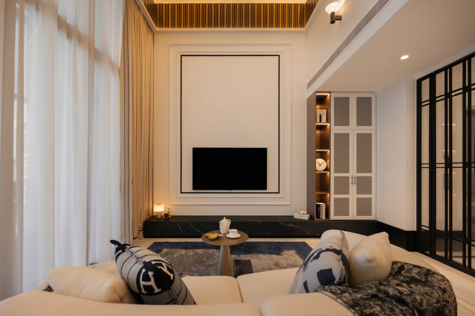 Black lines set against the pale base palette present a classic design dichotomy that grabs the eye