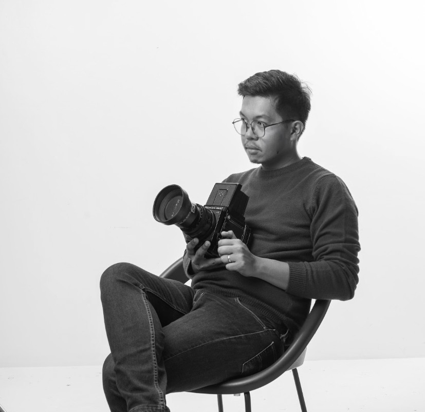 Filipino photographer Greg Mayo