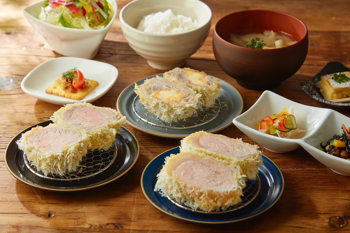 Pork is a familiar ingredient across Asia, but the way it ends up on the plate can be wildly different. From crackling skin and smoky grills to slow-simmered broths and fiery woks, discover the techniques, flavours and traditions that make each region’s approach distinct (Photo: narikura_minamiasagaya/Instagram)