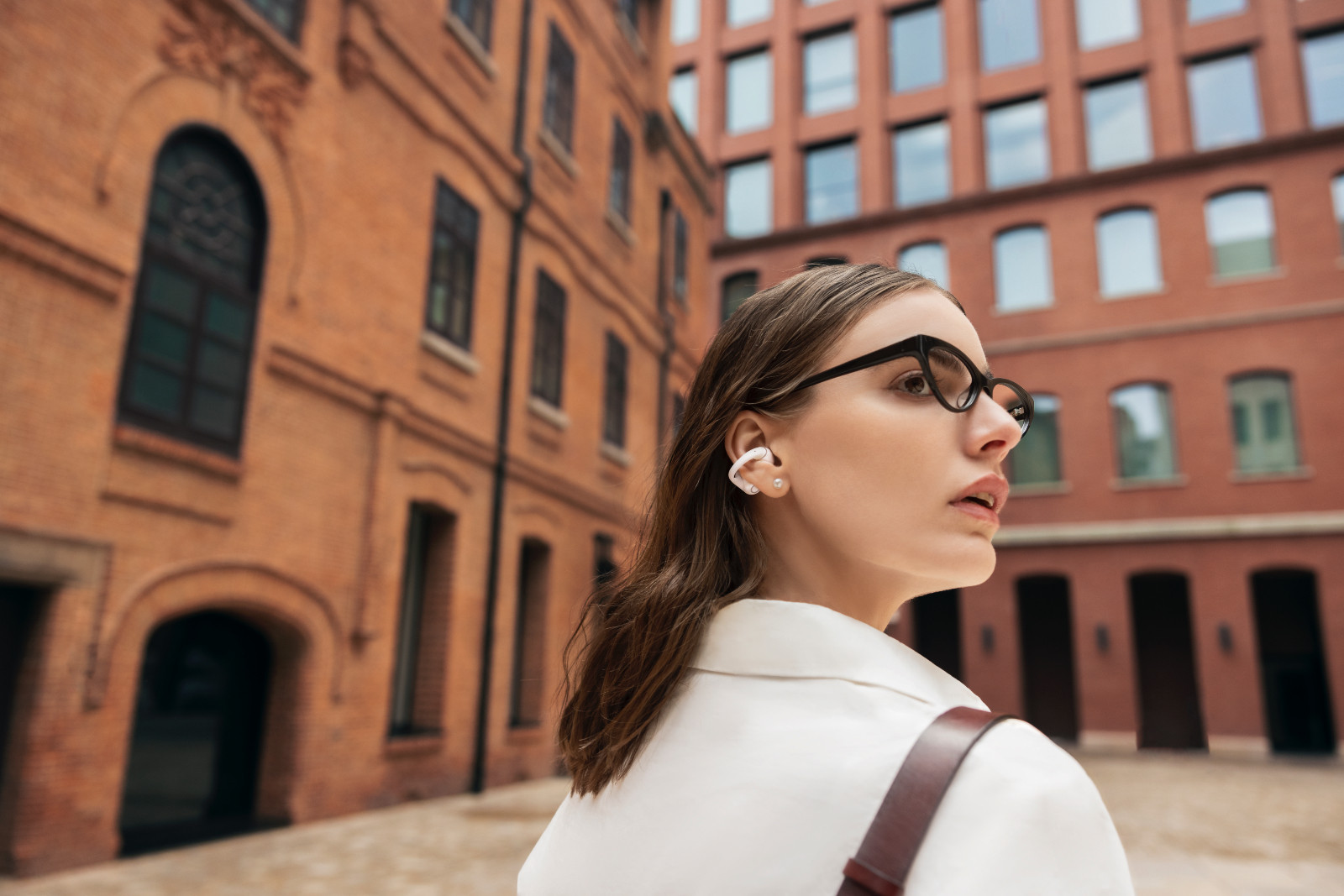 The Shokz OpenDots 2 are reliably with you on daily commutes and movements