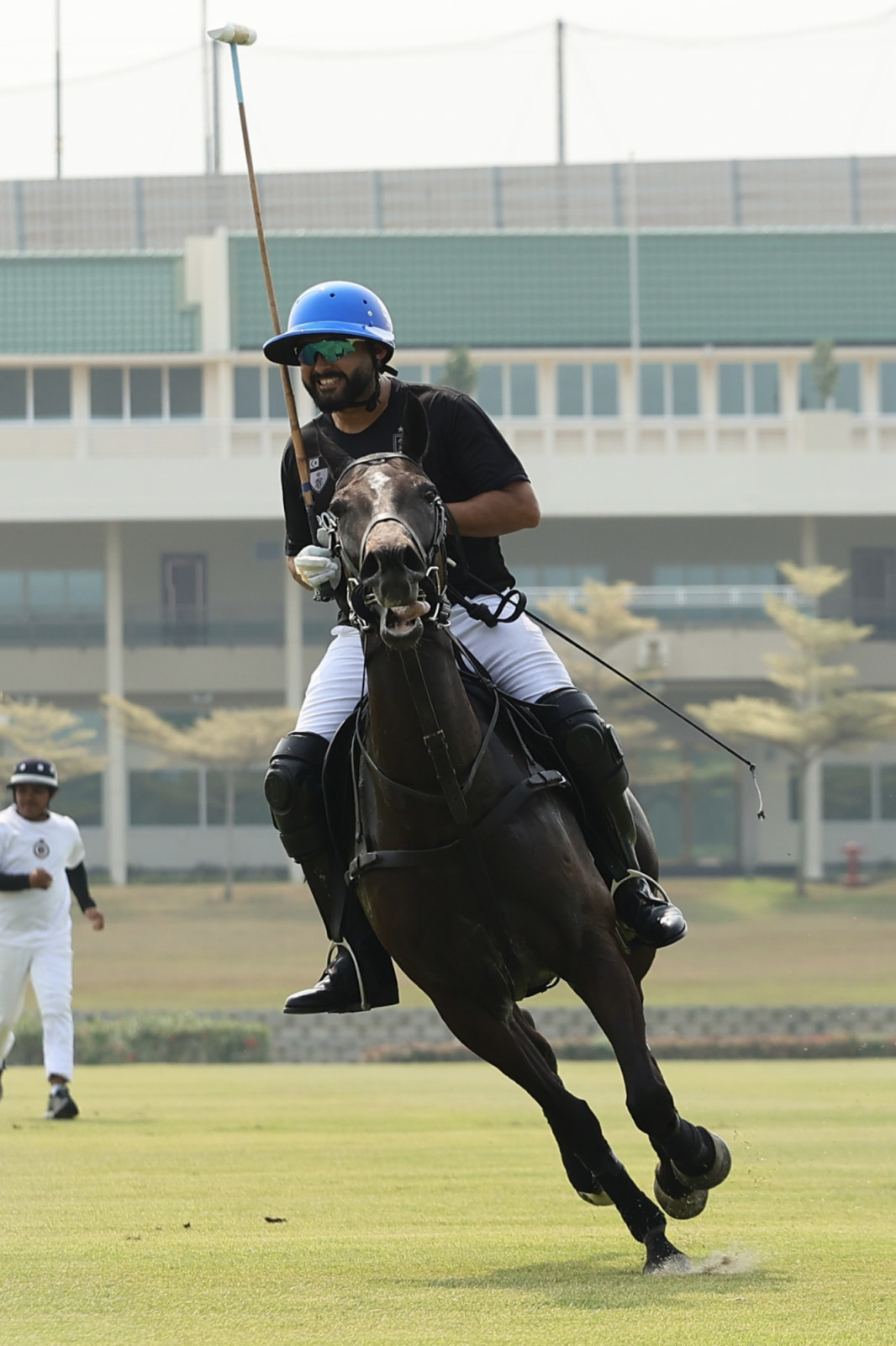 HRH Tunku Mahkota Ismail secured a double hat-trick with six
spectacular goals in the sixth chukka