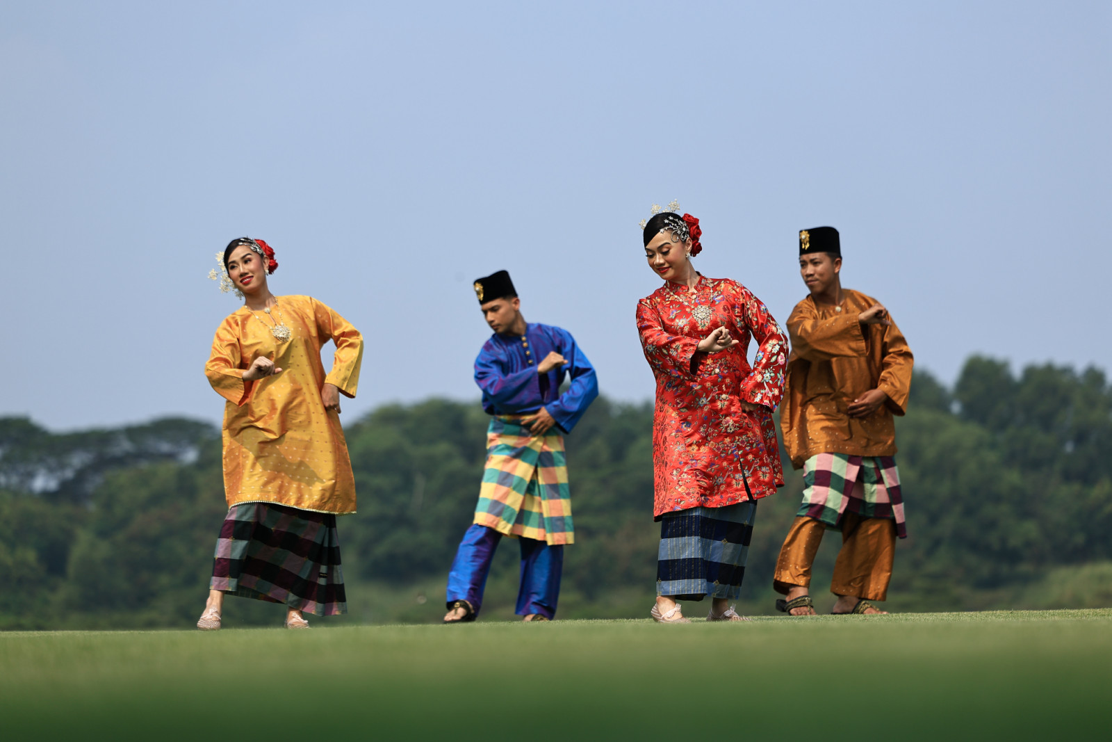 A cultural performance by Yayasan Warisan Johor