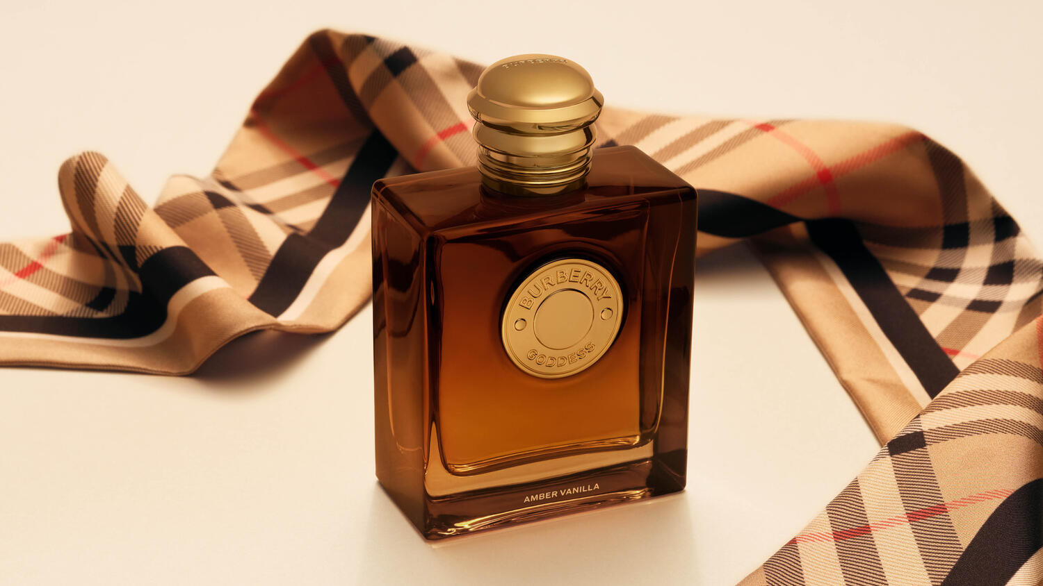 Burberry Goddess Amber Vanilla Eau de Parfum Intense 濃香氛(圖︰Burberry Beauty)