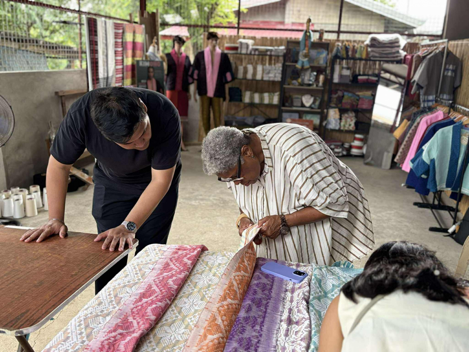 Patti Carpenter working across various provinces in the Philippines (Photo: courtesy of Manila FAME)