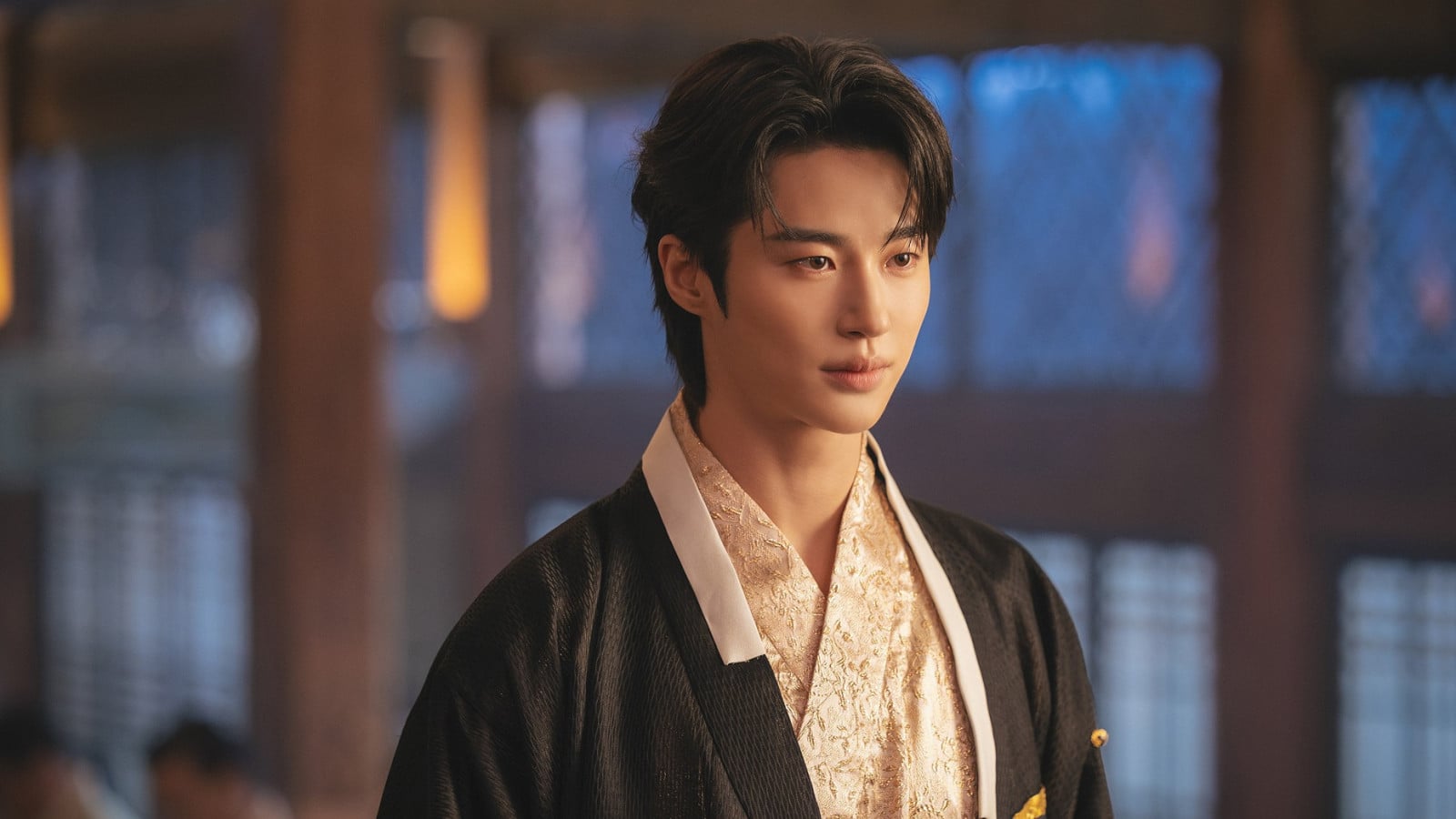 Byeon Woo-seok as Grand Prince I-AN in the romantic comedy K-drama Perfect Crown on Disney Plus
