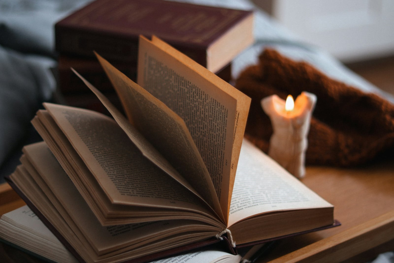 Forget coming-of-age tropes—it is time for second-act spells. Step into the world of paranormal women’s fiction where midlife reinvention, newly discovered magic, and unbreakable female friendships take center stage, proving that life’s most powerful transformations often happen after forty (Photo: anotherxlife/Unsplash)