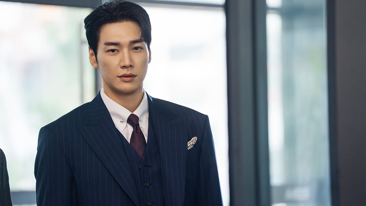Kim Young-kwang in Take Charge of My Heart (Photo: Netflix)