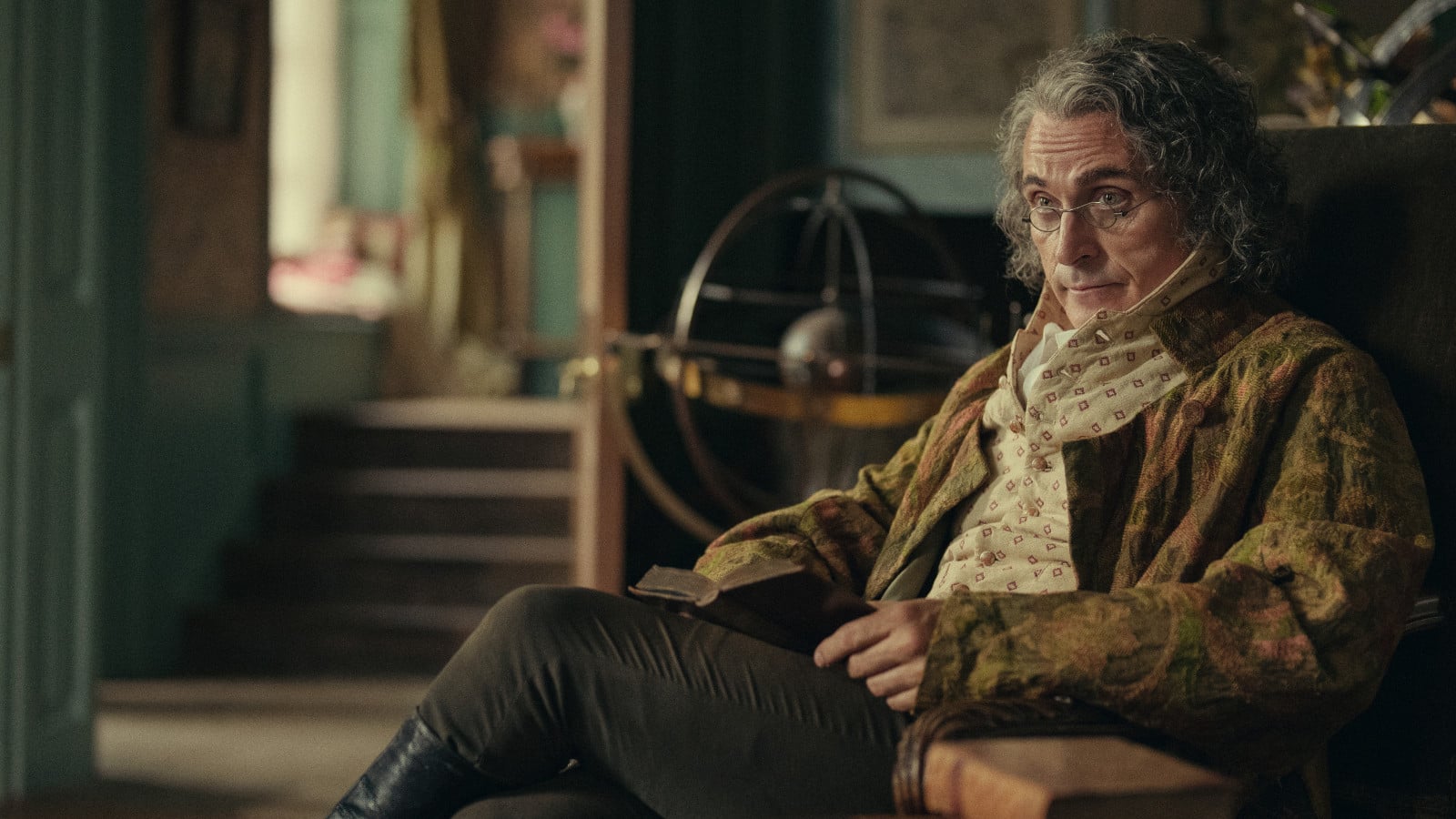 Rufus Sewell as Mr. Bennet in 'Pride and Prejudice' (Photo: Netflix)