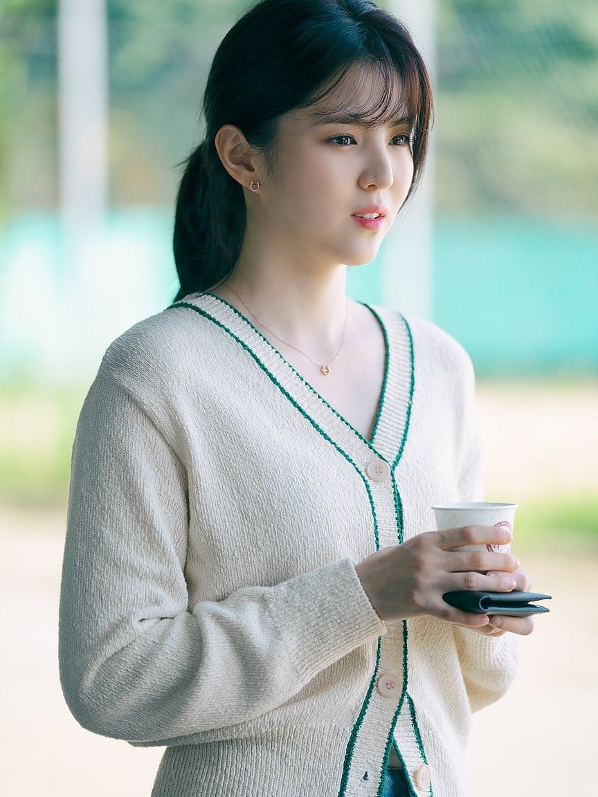 Han So-hee as art student Yoo Na-bi in JTBC romantic K-drama Nevertheless