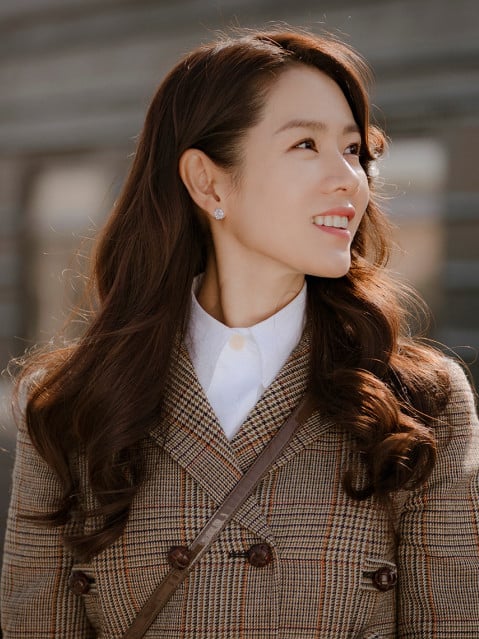 Son Ye-jin as South Korean heiress Yoon Se-ri in tvN rom-com Crash Landing on You