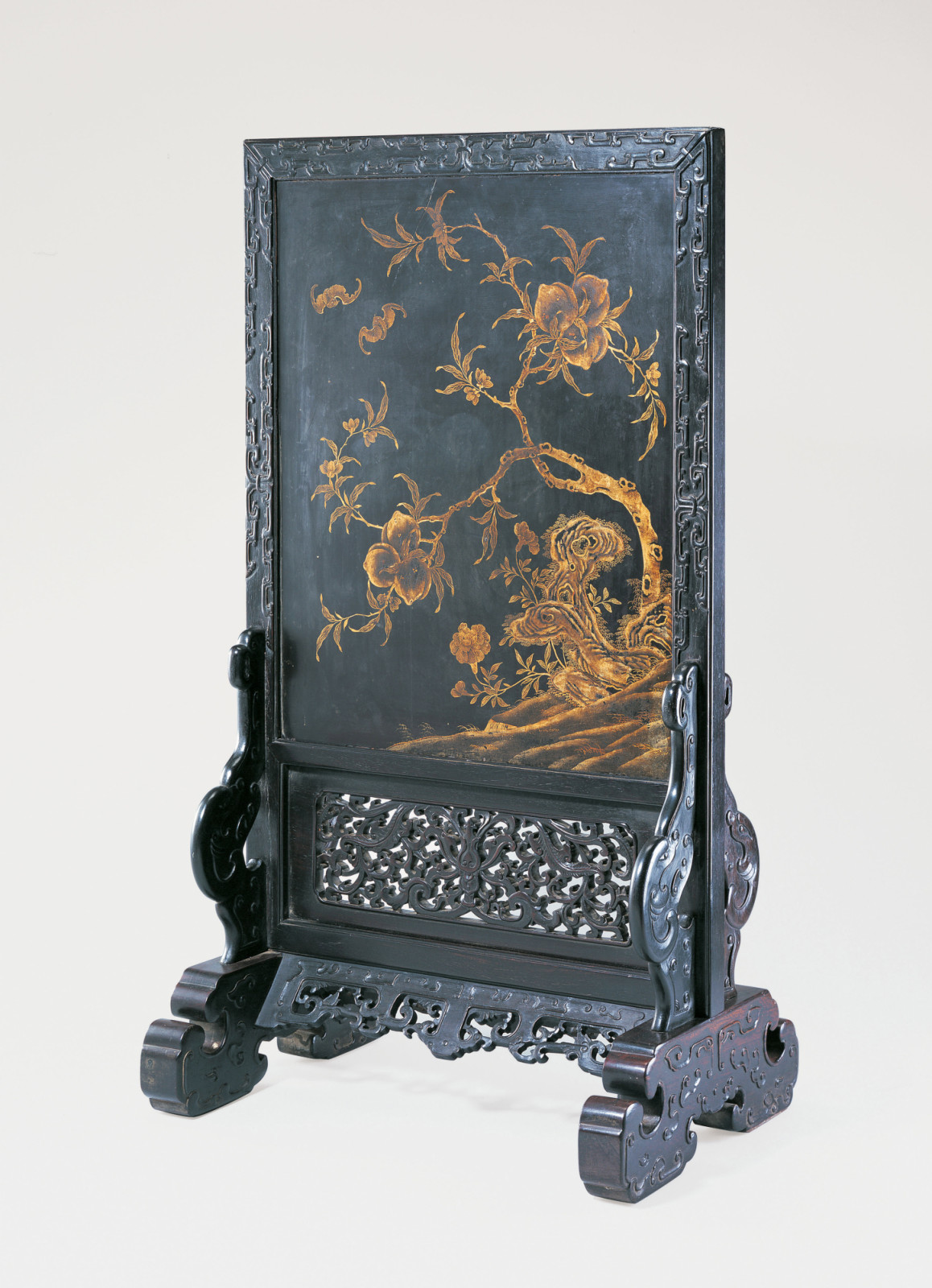 ‘Furnishing the Forbidden’ showcases the private lives of the Qing court through 89 imperial treasures, including the monumental zitan cabinets of Princess Quejing. (Photo: courtesy of Liang Yi Museum)