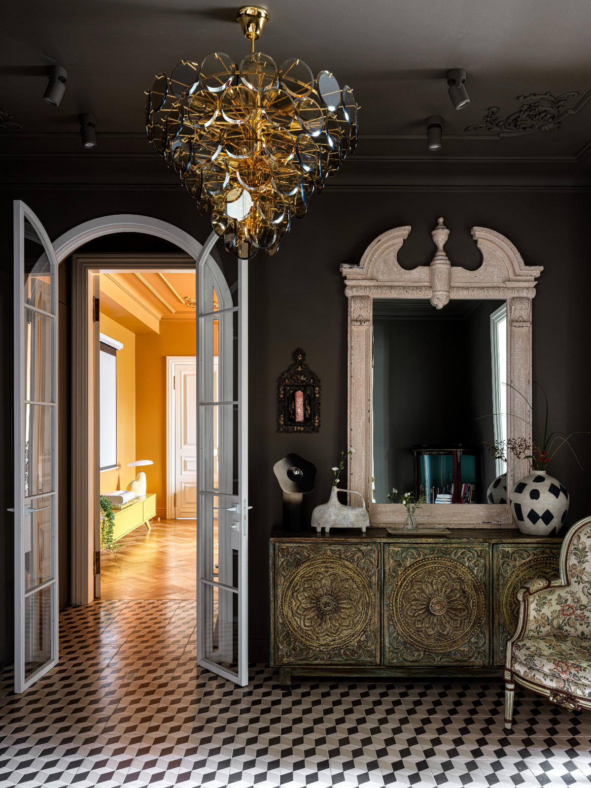 A Moscow apartment renovated by Anna Erman