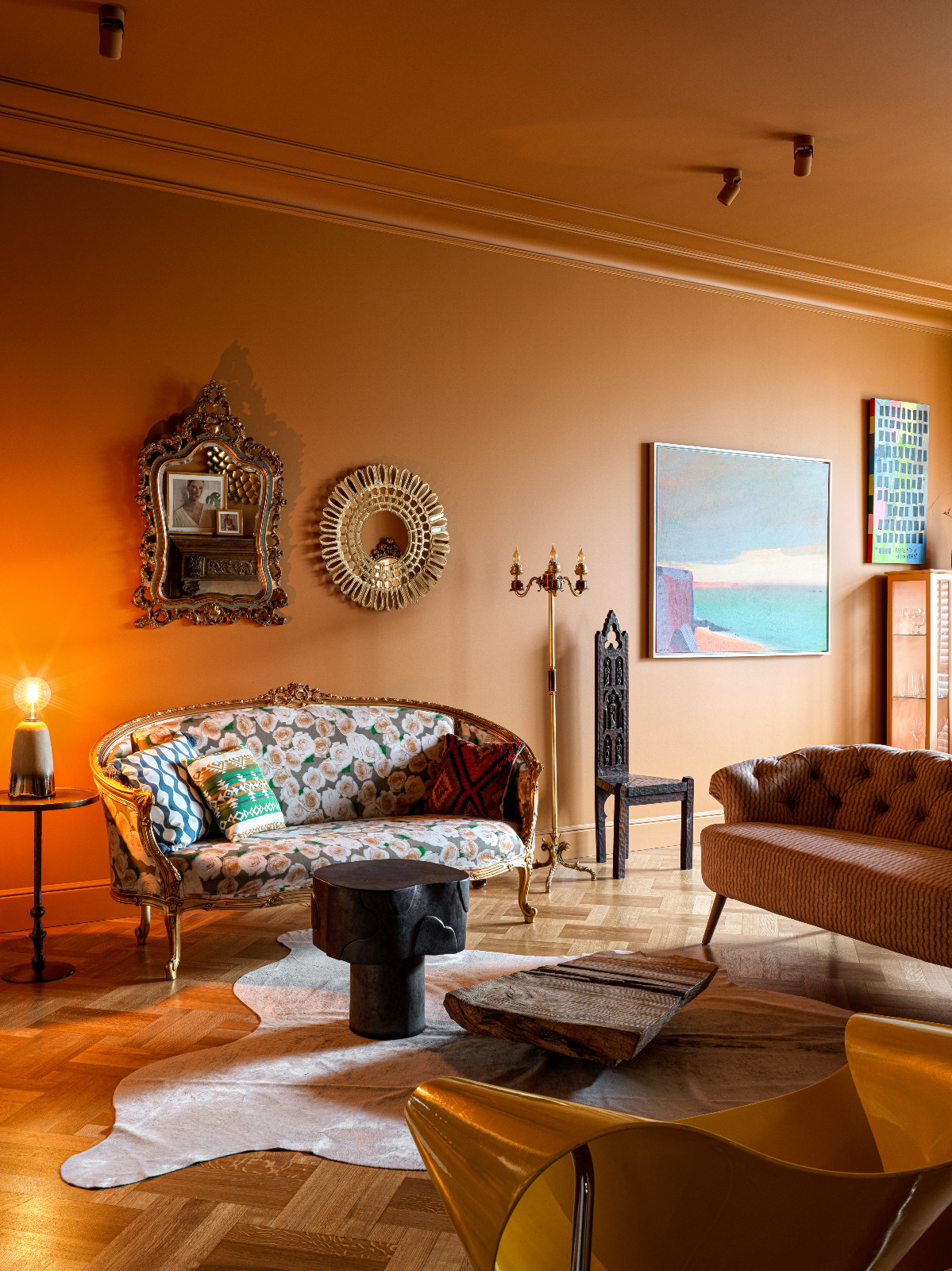 The living room of a Moscow apartment renovated by Anna Erman